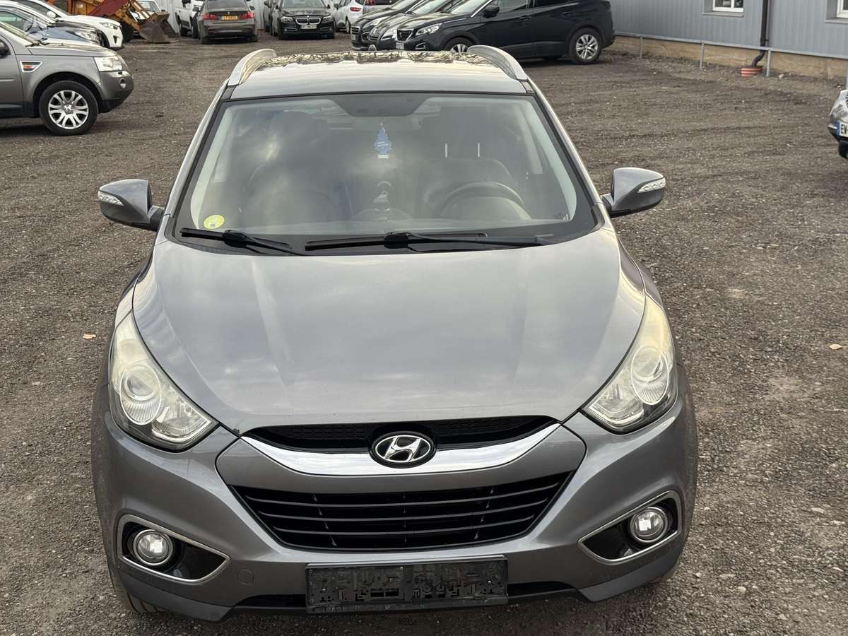 Hyundai ix35 2011 — вигляд ззаду