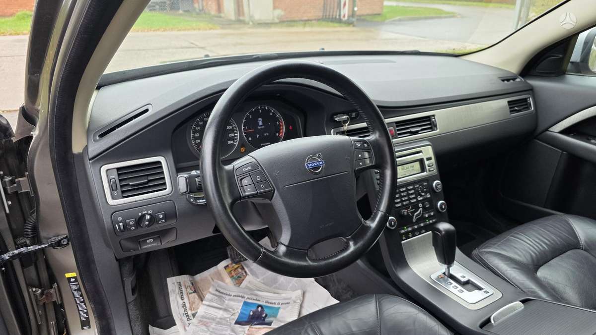 Volvo XC70 2007 — photo 24