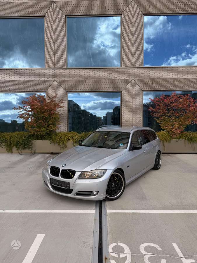 BMW 320 2012 — photo 7