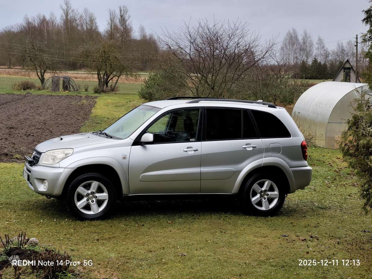 Toyota RAV4 2005 — vehicle for AFU Ukraine