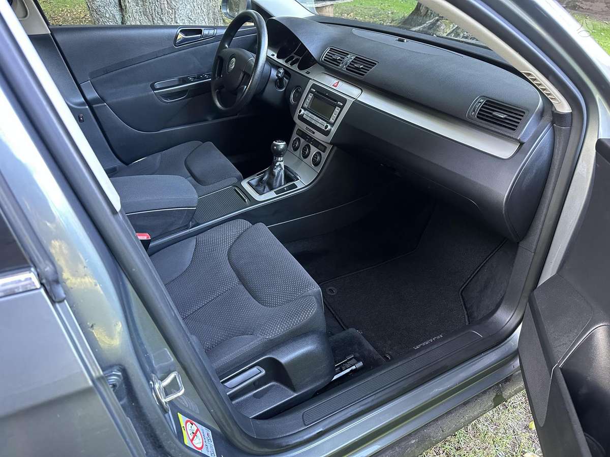 Volkswagen Passat 2007 — photo 8