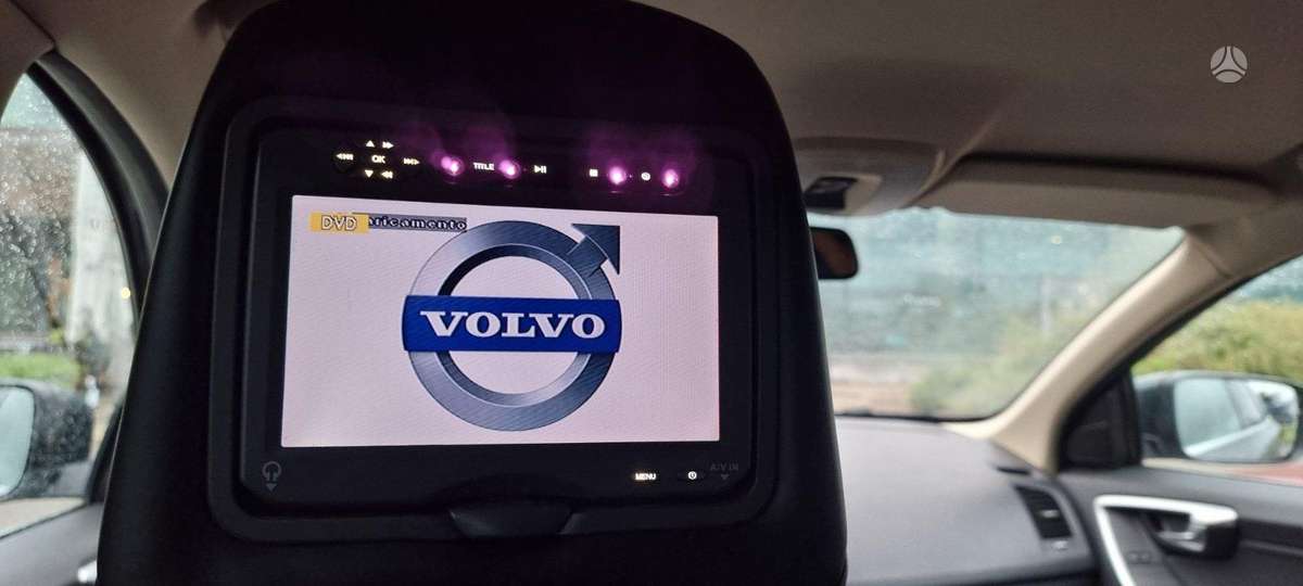 Volvo XC60 2010 — фото 21