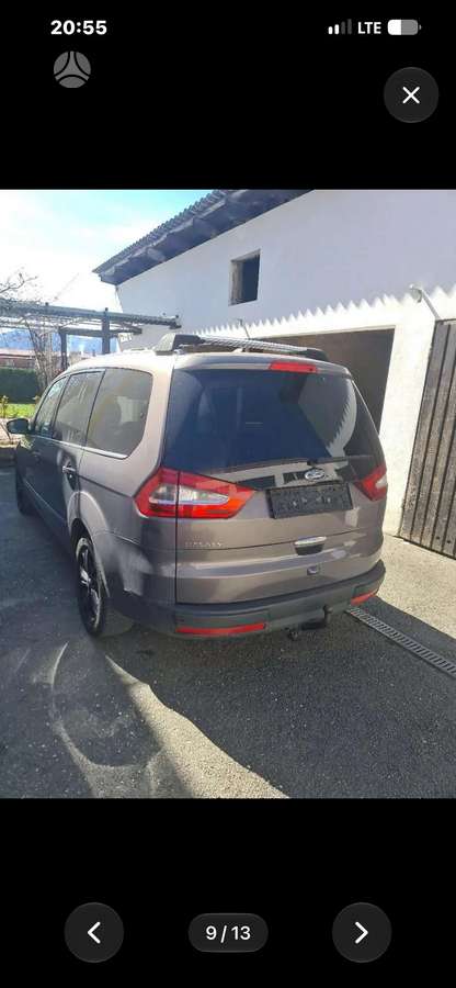 Ford Galaxy 2011 — rear view