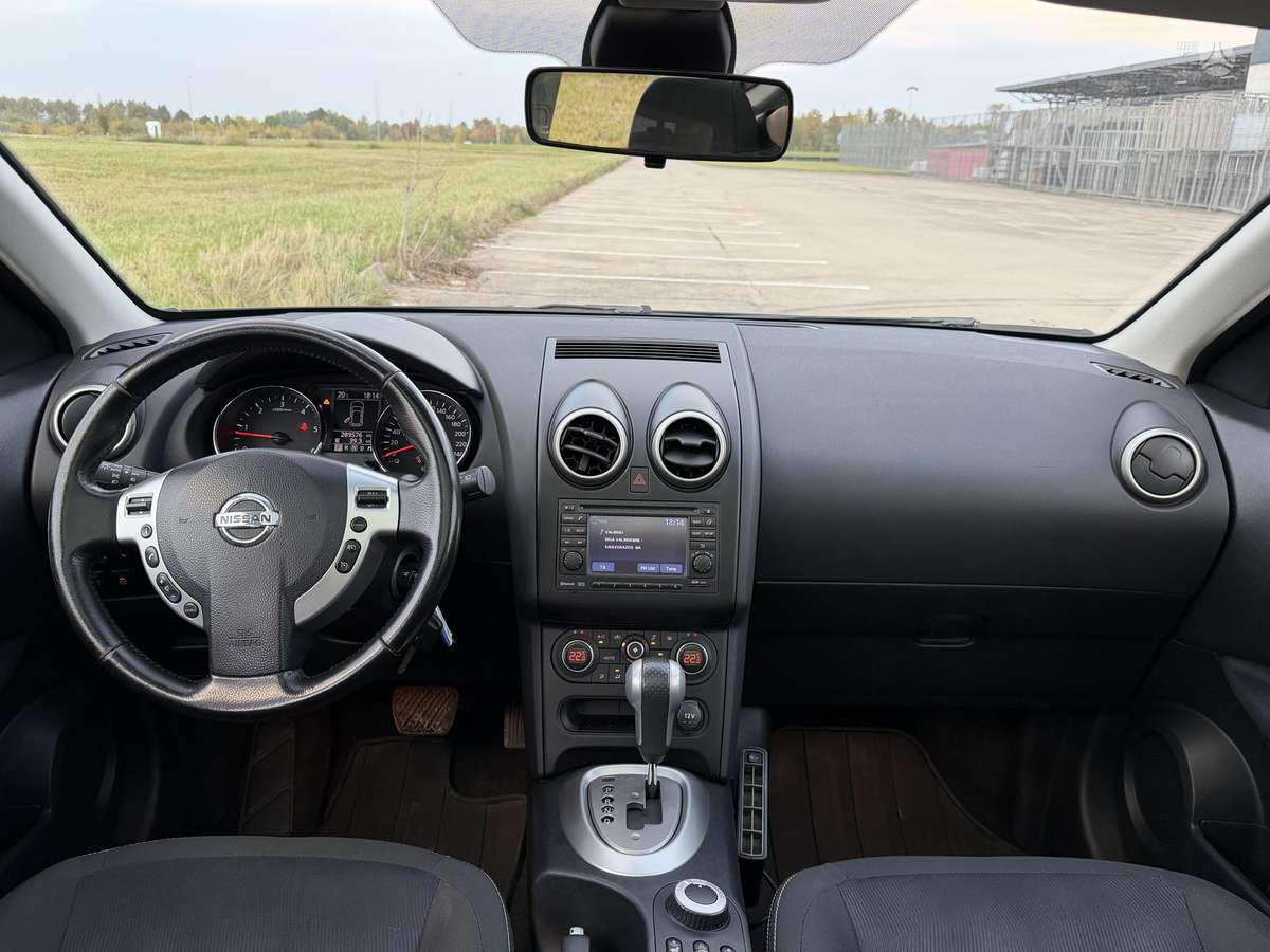 Nissan Qashqai+2 2011 — photo 16
