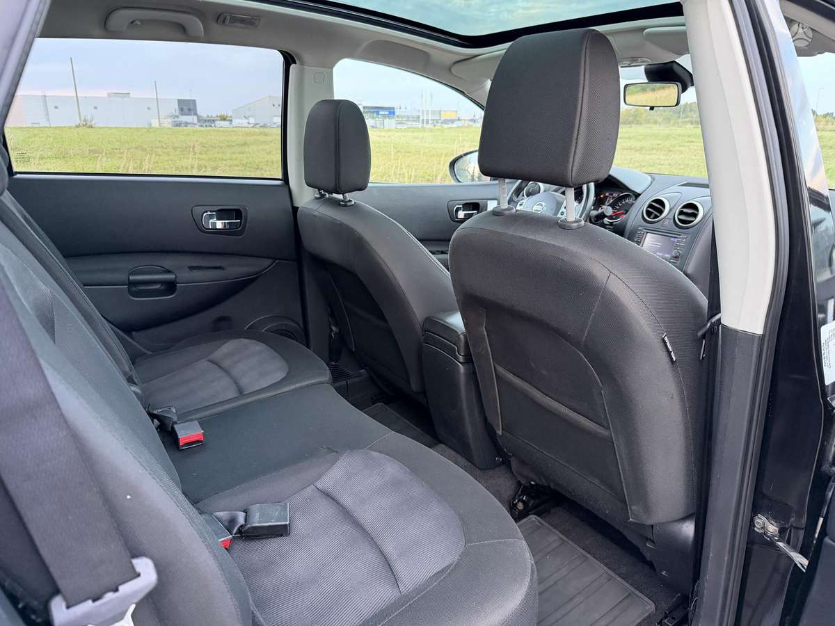 Nissan Qashqai+2 2011 — photo 19