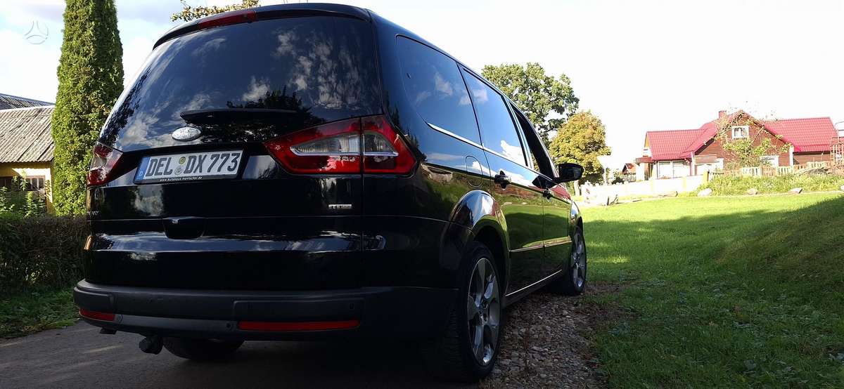 Ford Galaxy 2009 — фото 20