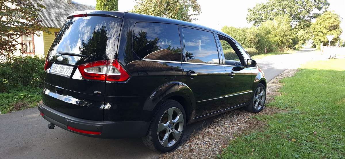 Ford Galaxy 2009 — салон