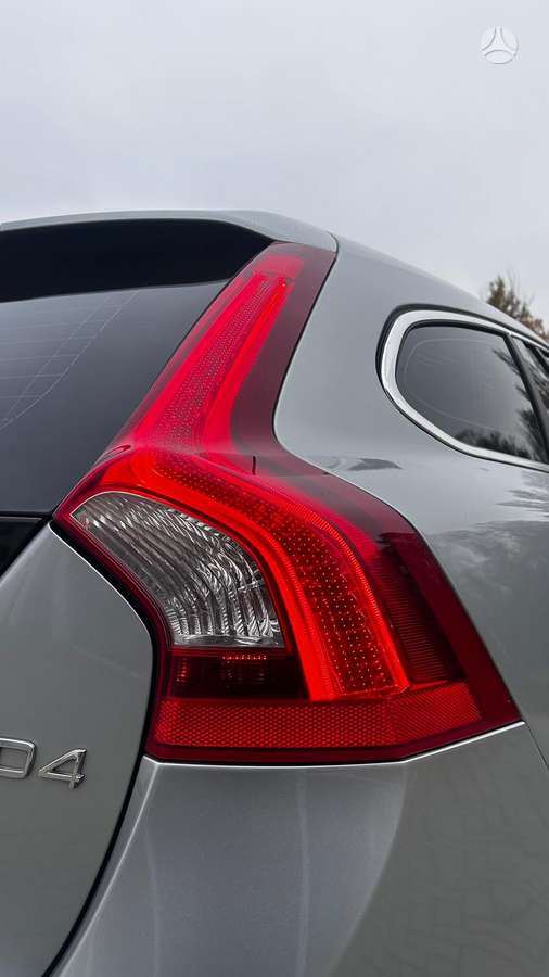 Volvo V60 2013 — фото 18