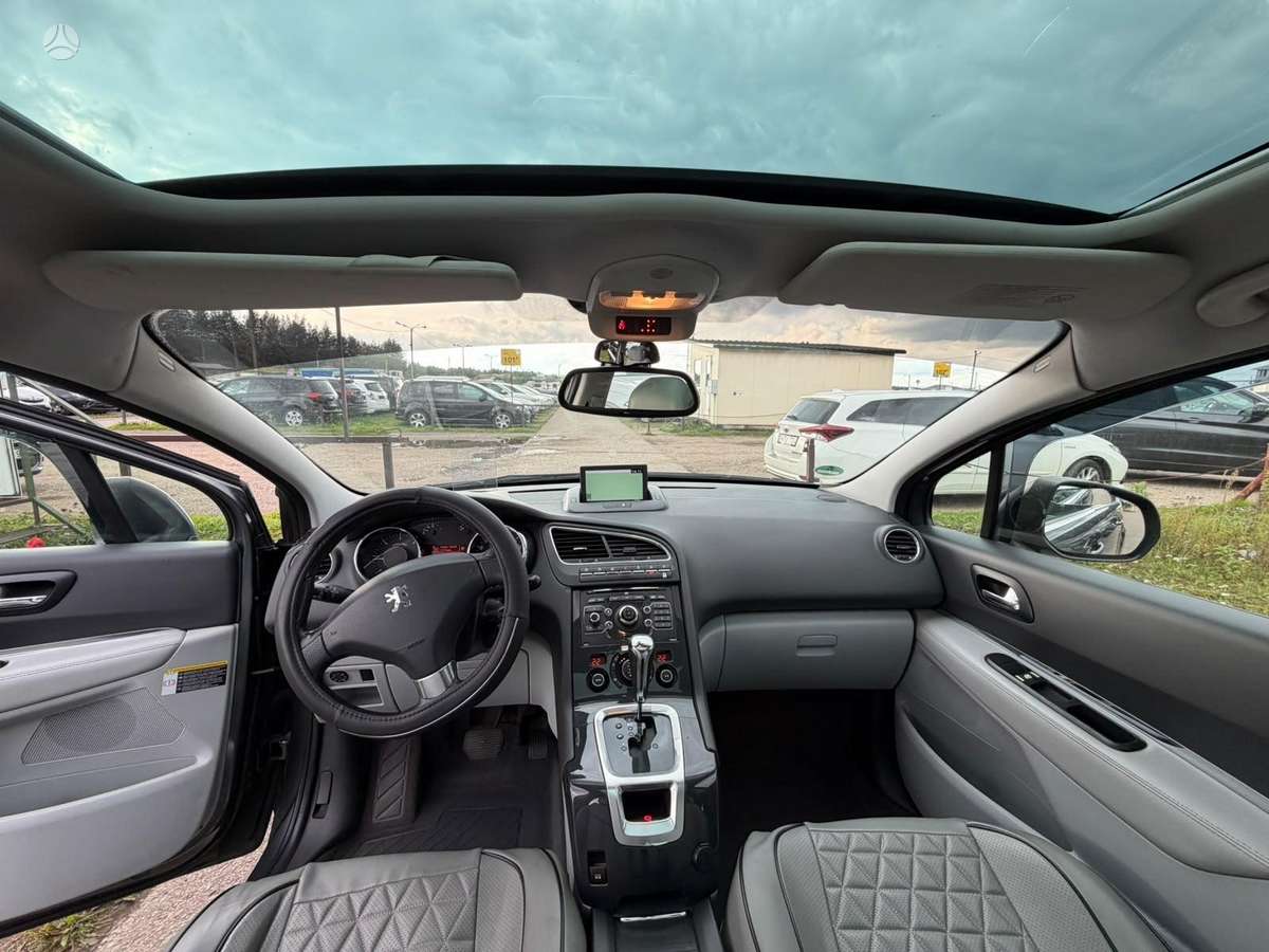 Peugeot 5008 2012 — photo 5