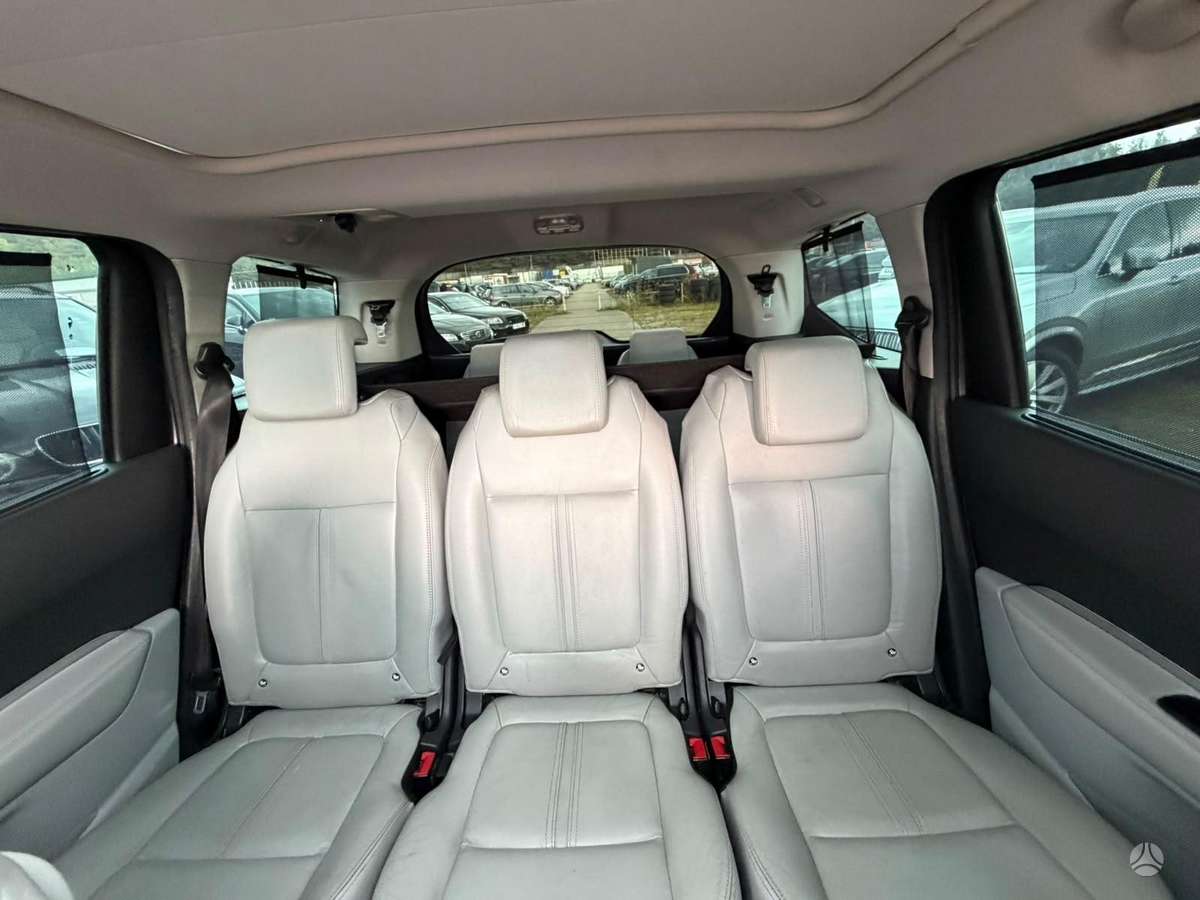 Peugeot 5008 2012 — photo 8