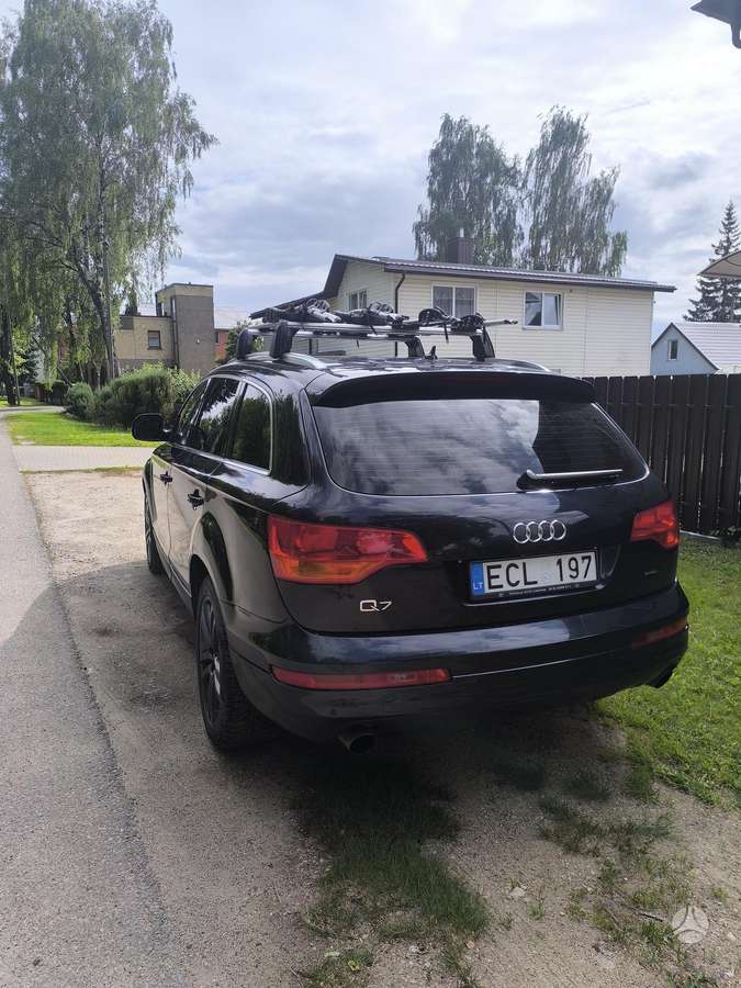 Audi Q7 2008 — двигун 3000 cm³, 239 HP (176kW)