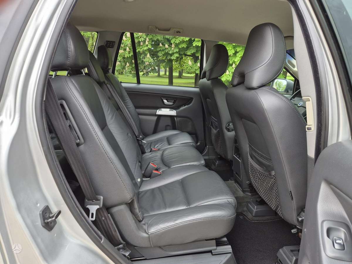 Volvo XC90 2005 — photo 10