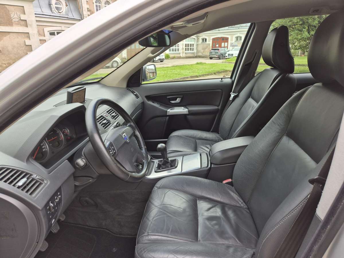 Volvo XC90 2005 — photo 8