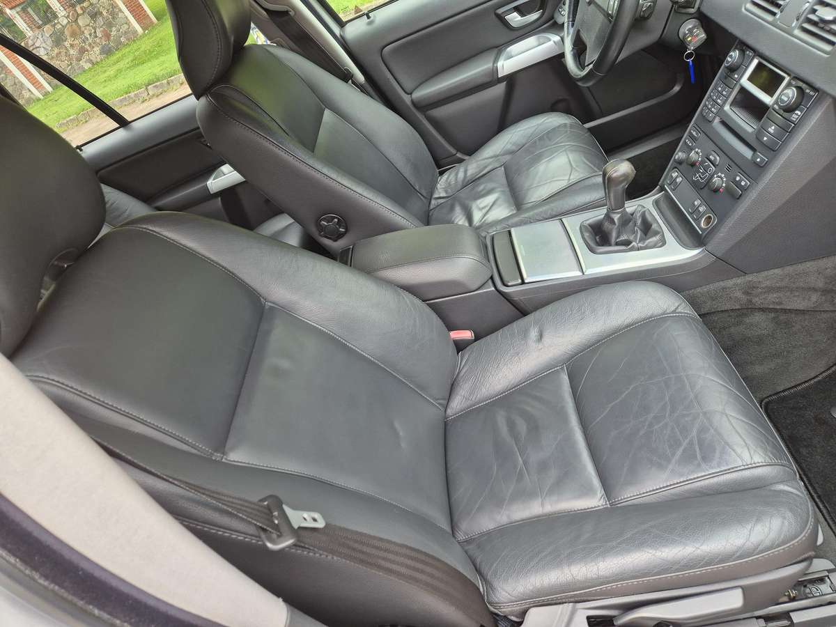 Volvo XC90 2005 — photo 9