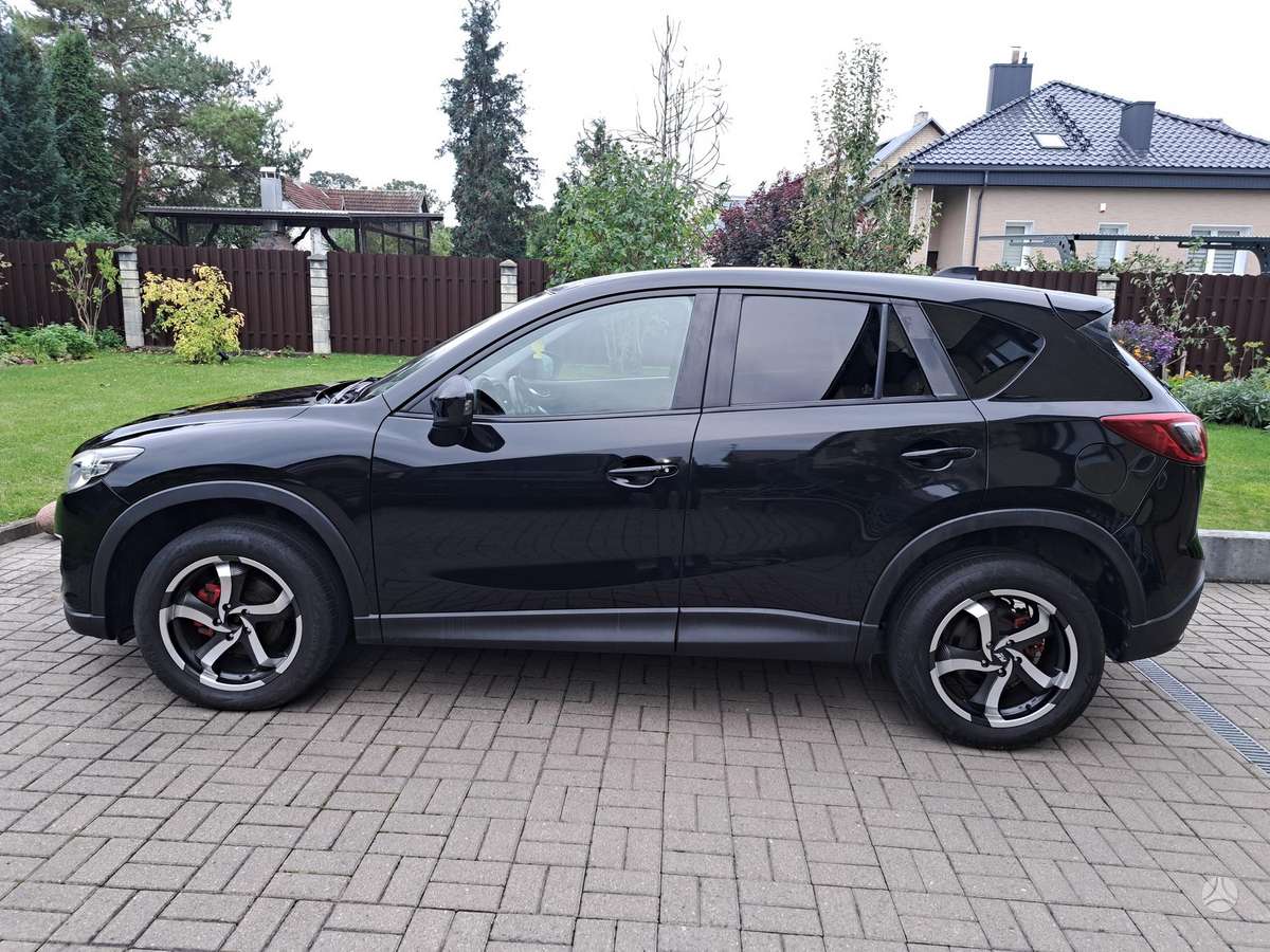 Mazda CX-5 2014 — rear view
