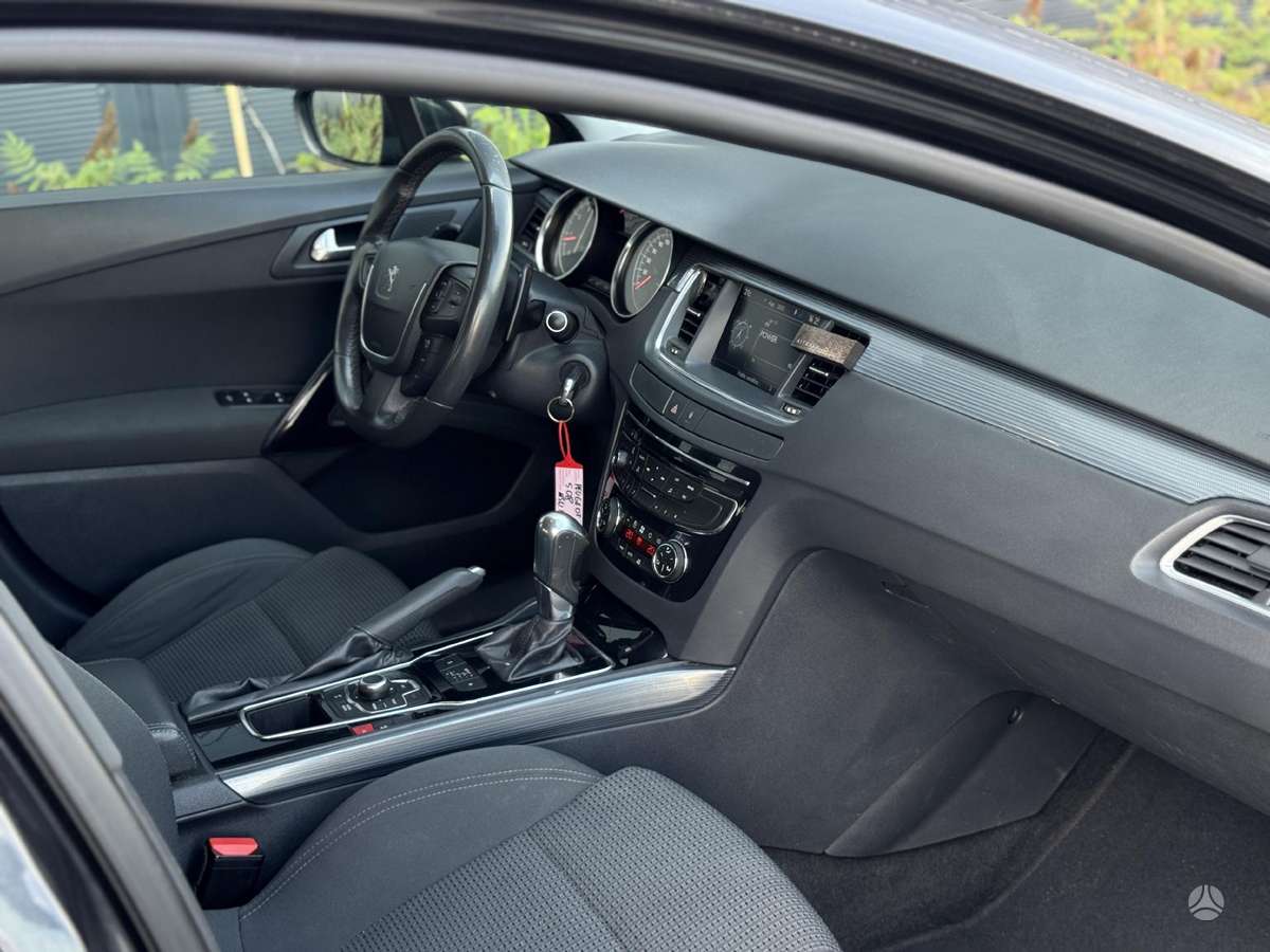 Peugeot 508 2011 — photo 5
