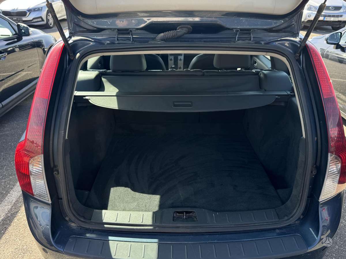 Volvo V50 2007 — photo 26