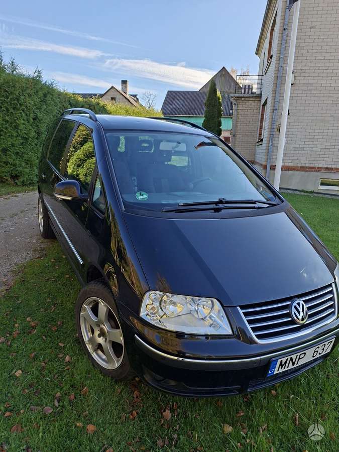 Volkswagen Sharan 2008 — салон