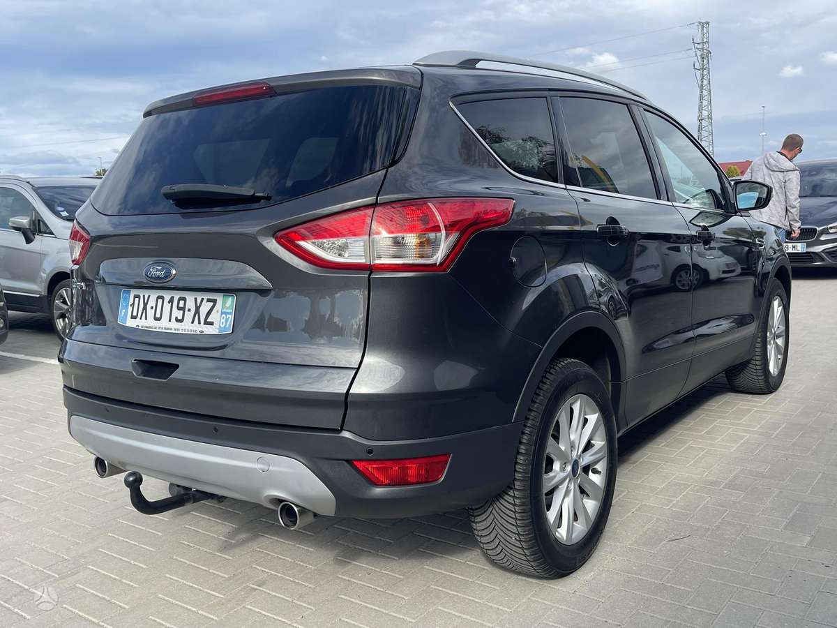 Ford Kuga 2015 — engine 1997 cm³, 140 HP (103kW)