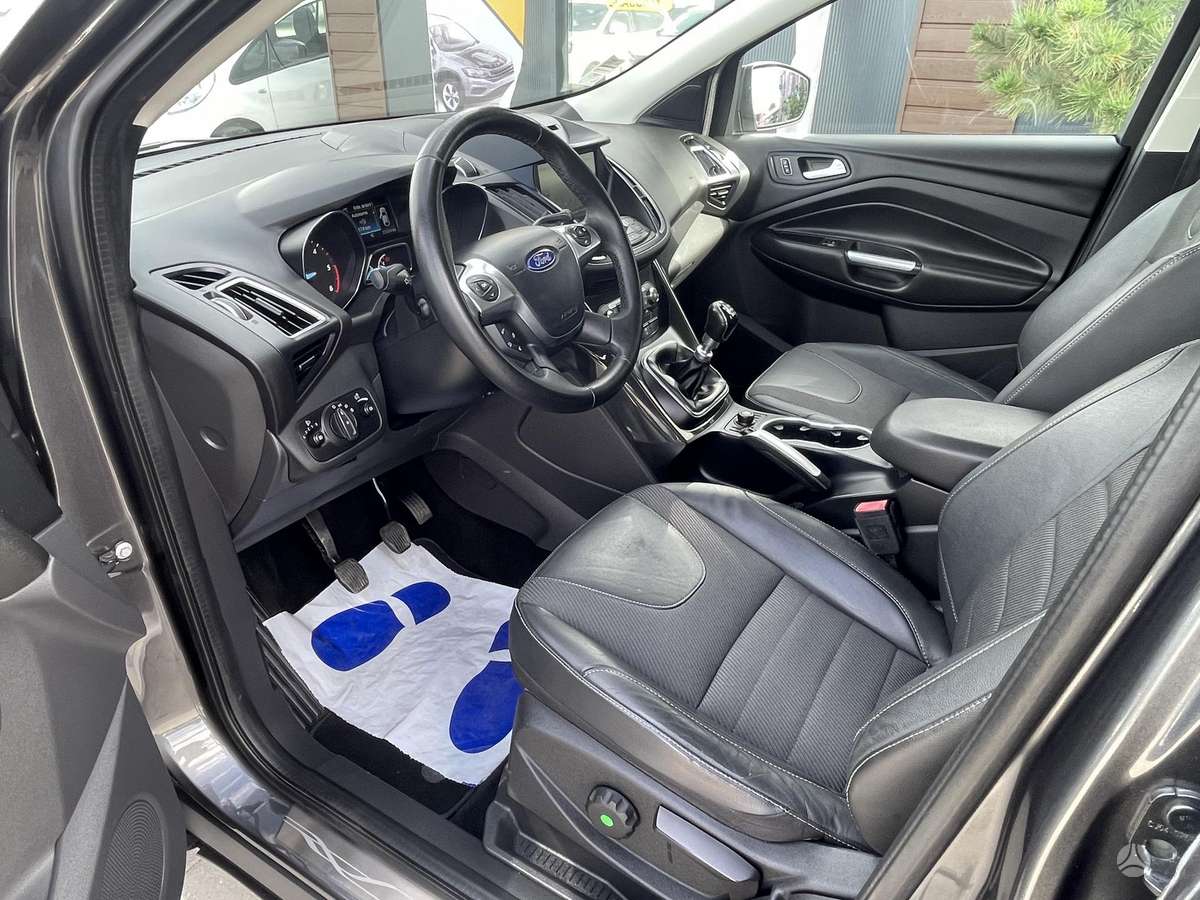 Ford Kuga 2015 — photo 7