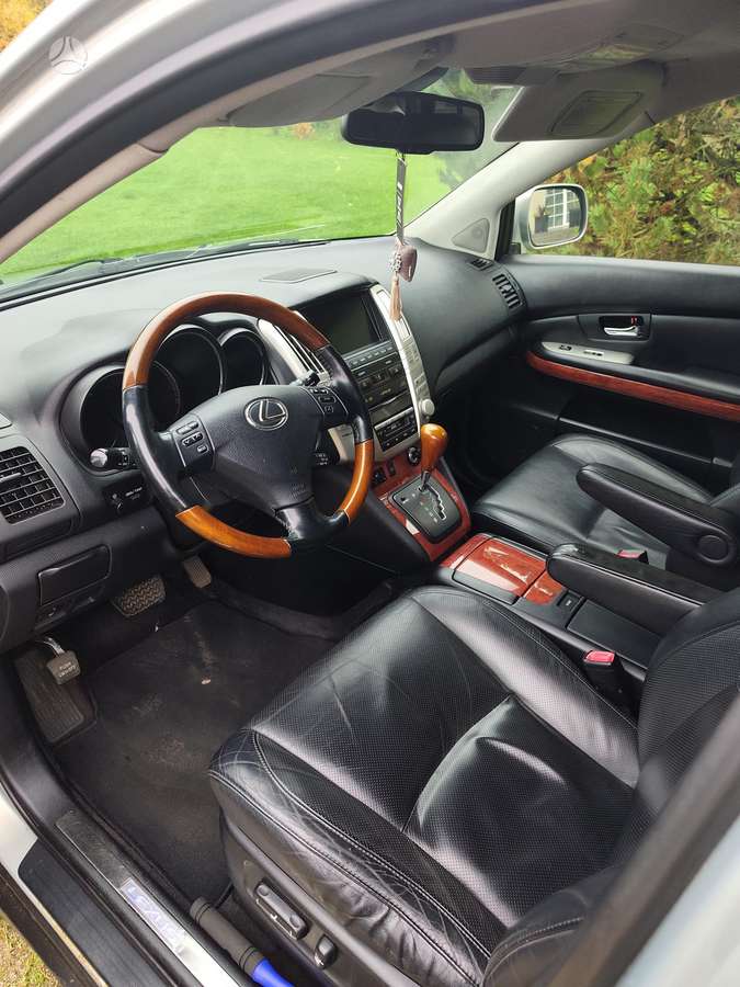 Lexus RX 2007 — photo 8