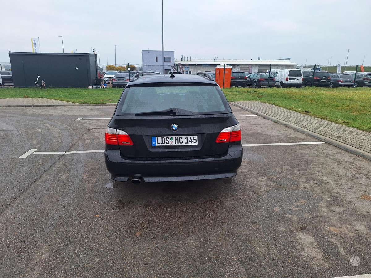 BMW 520 2009 — двигун 2000 cm³, 177 HP (130kW)