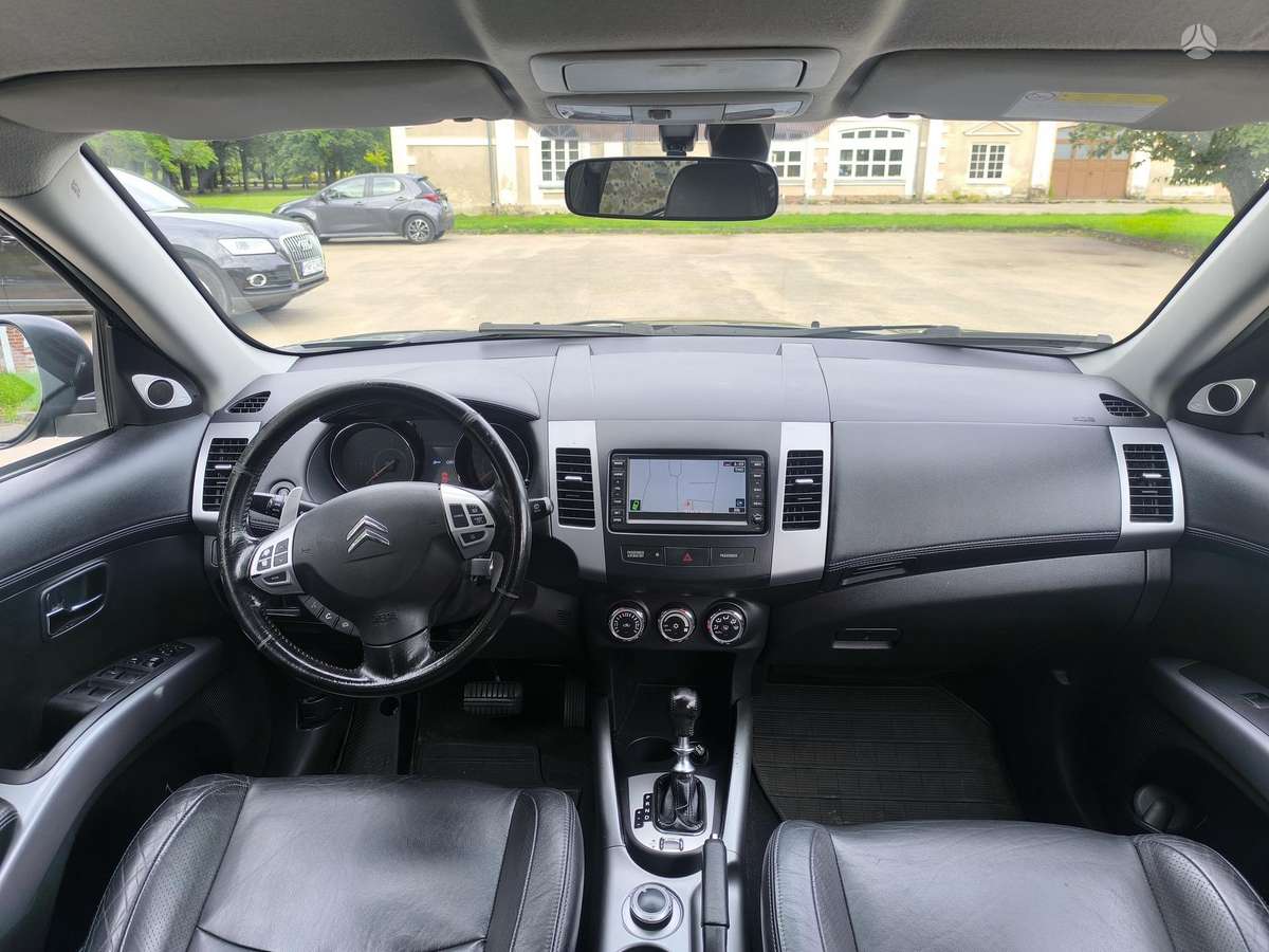 Citroen C-Crosser 2011 — photo 10