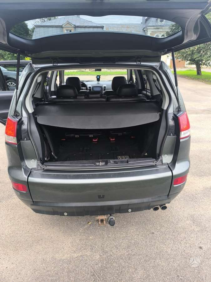Citroen C-Crosser 2011 — photo 18