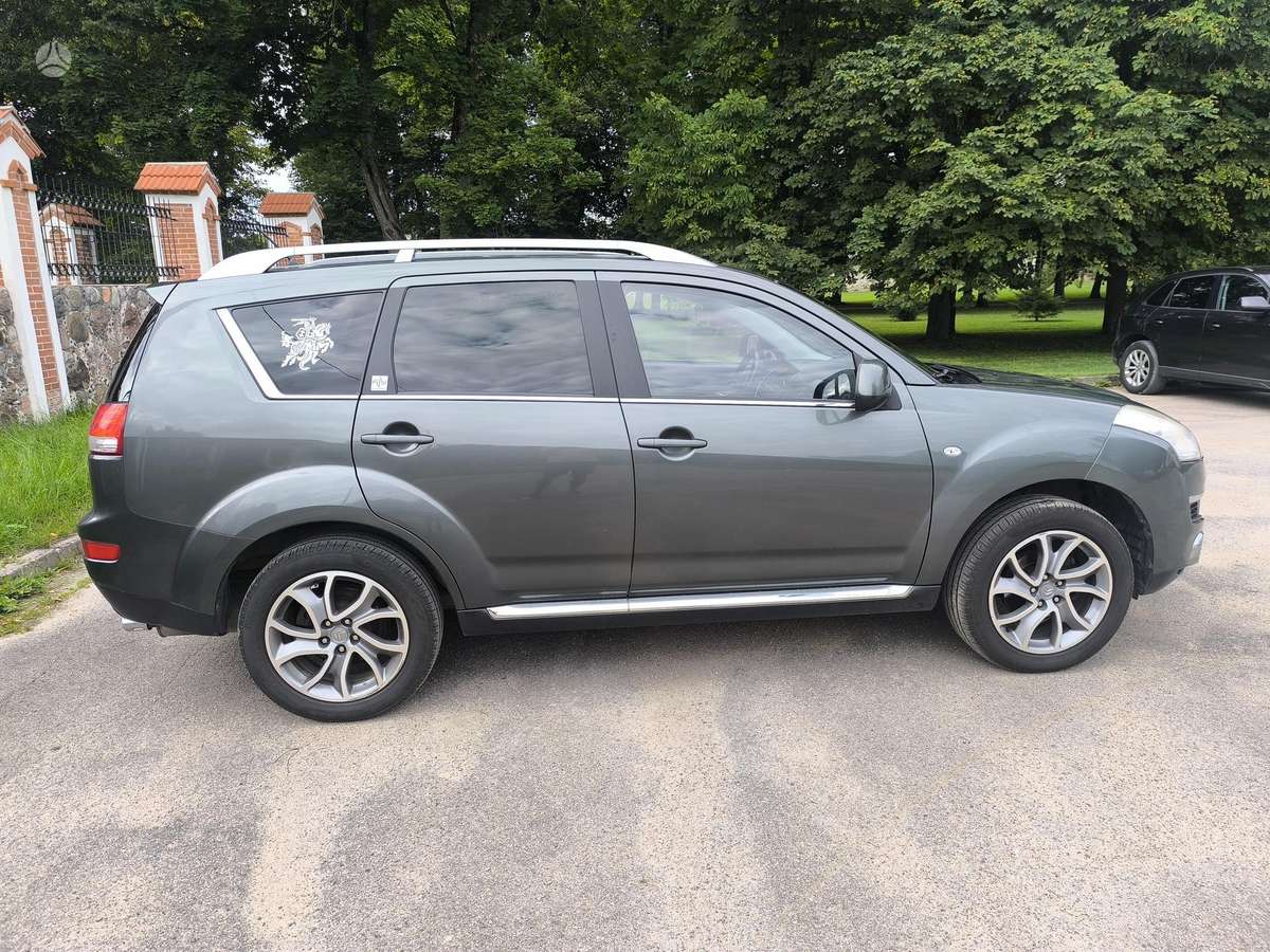 Citroen C-Crosser 2011 — photo 5