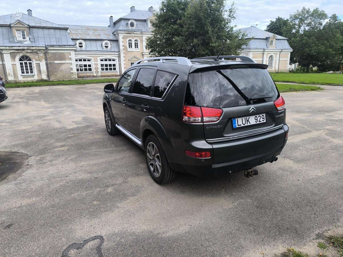 Citroen C-Crosser 2011 — photo 7