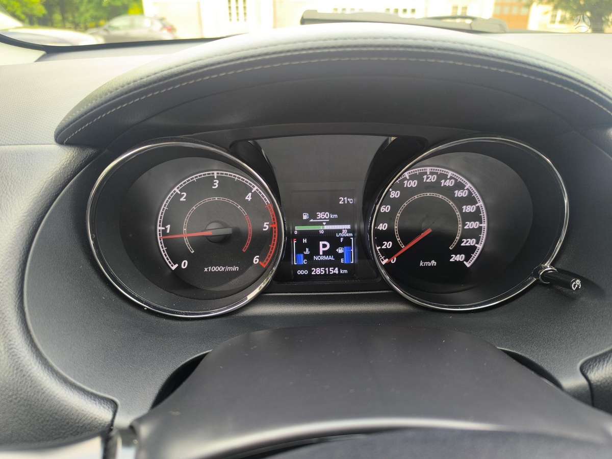 Citroen C-Crosser 2011 — photo 9
