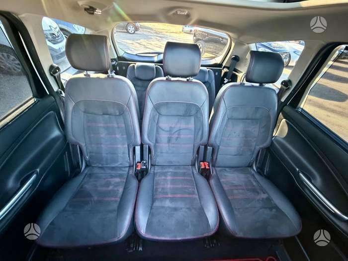 Ford S-MAX 2014 — photo 29
