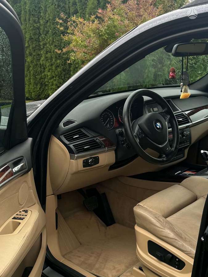 BMW X5 2008 — photo 5