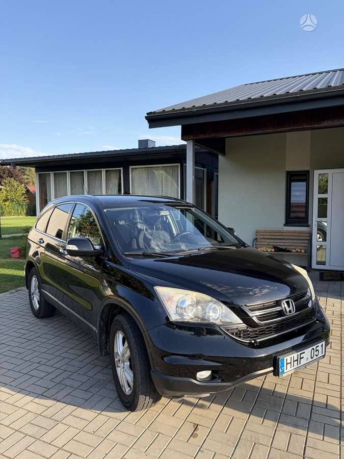 Honda CR-V 2010 — engine 1997 cm³, 150 HP (110kW)