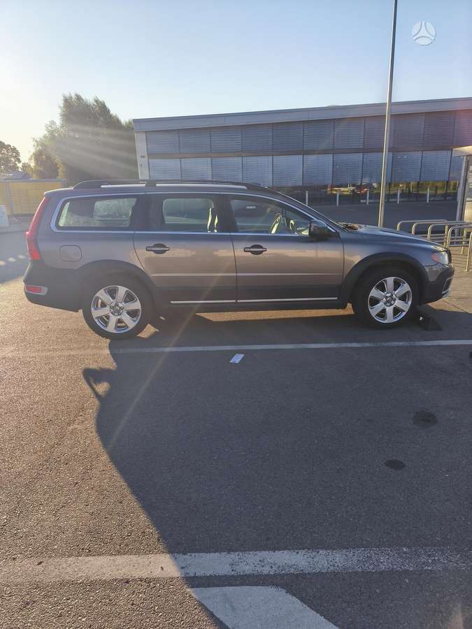 Volvo XC70 2008 — салон