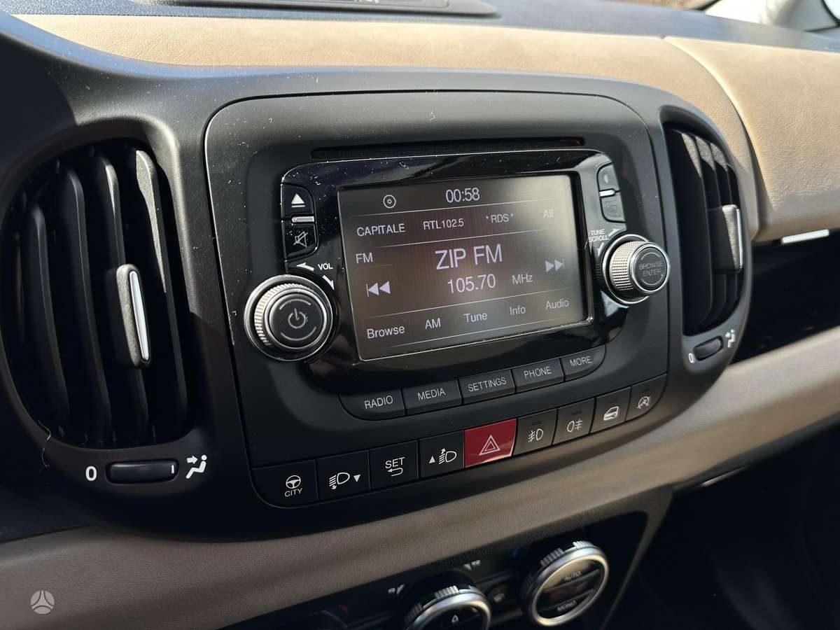 Fiat 500L 2013 — photo 12