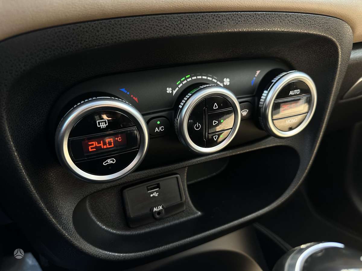 Fiat 500L 2013 — photo 13