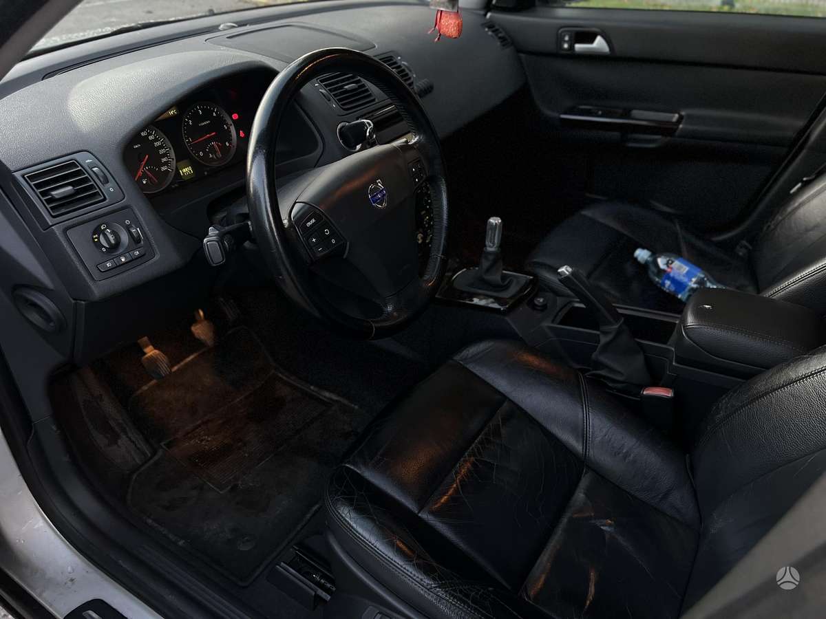 Volvo V50 2007 — photo 14