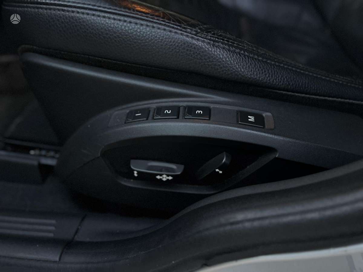 Volvo V50 2007 — photo 16