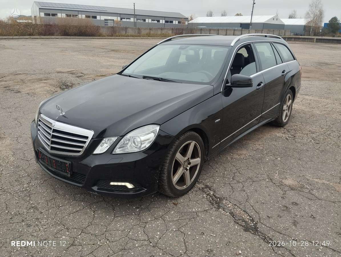 Mercedes-Benz E350, 2010