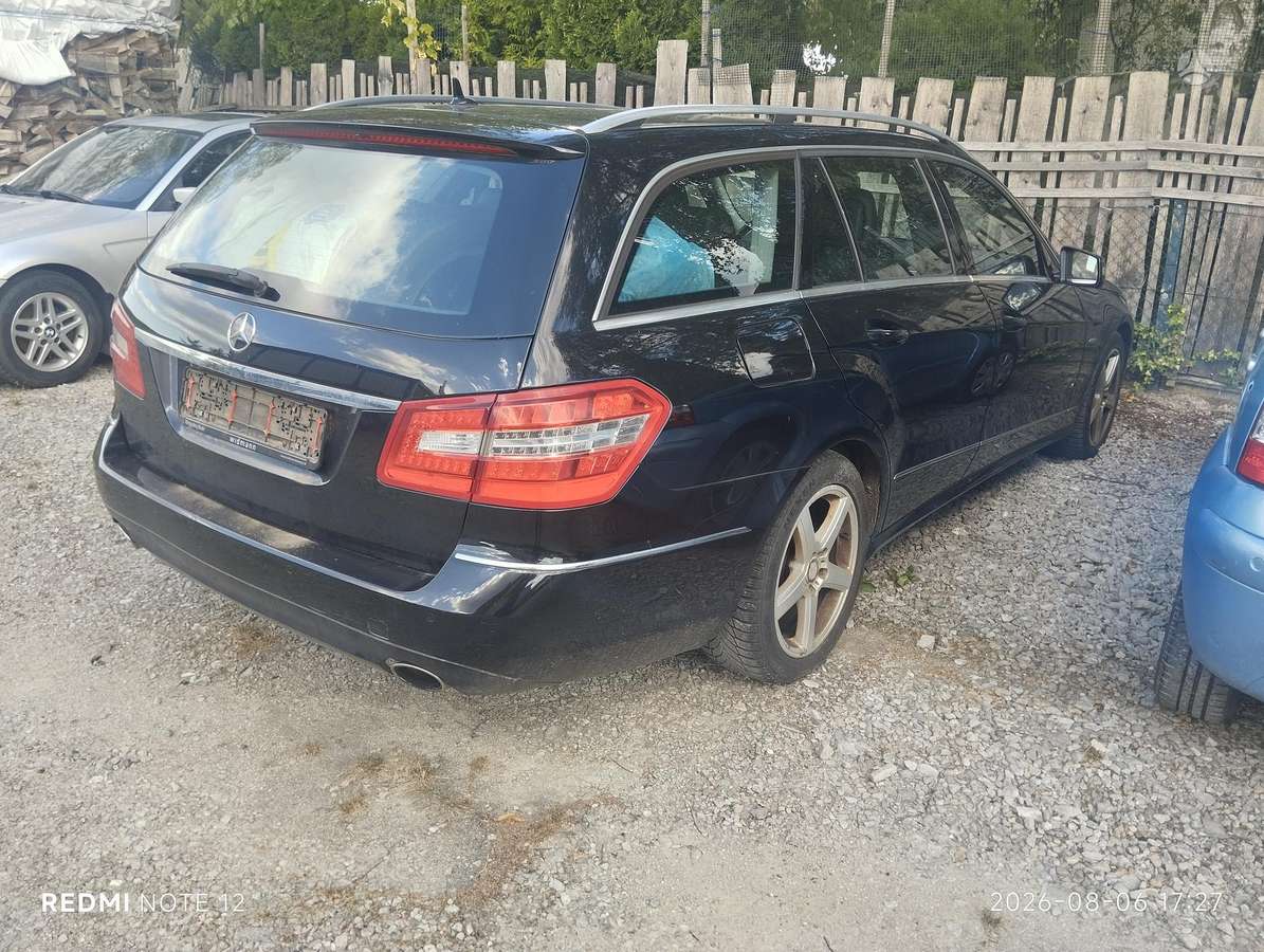 Mercedes-Benz E350 2010 — engine 2987 cm³, 231 HP (170kW)