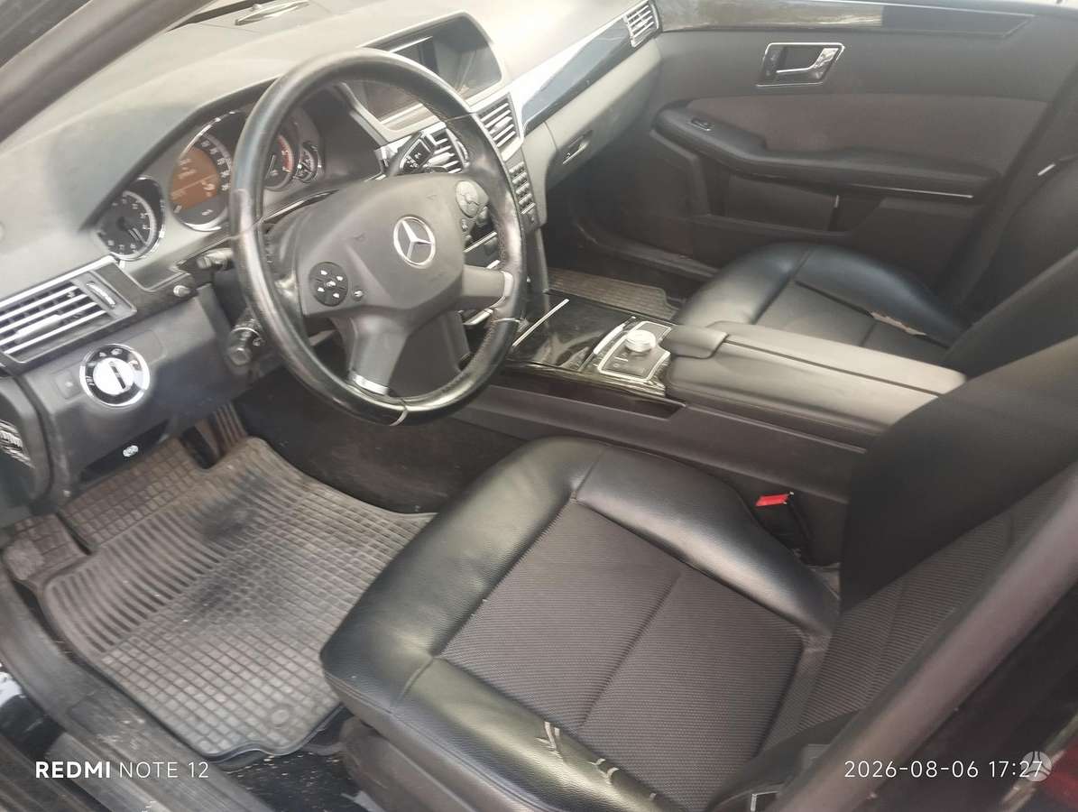 Mercedes-Benz E350 2010 — photo 6