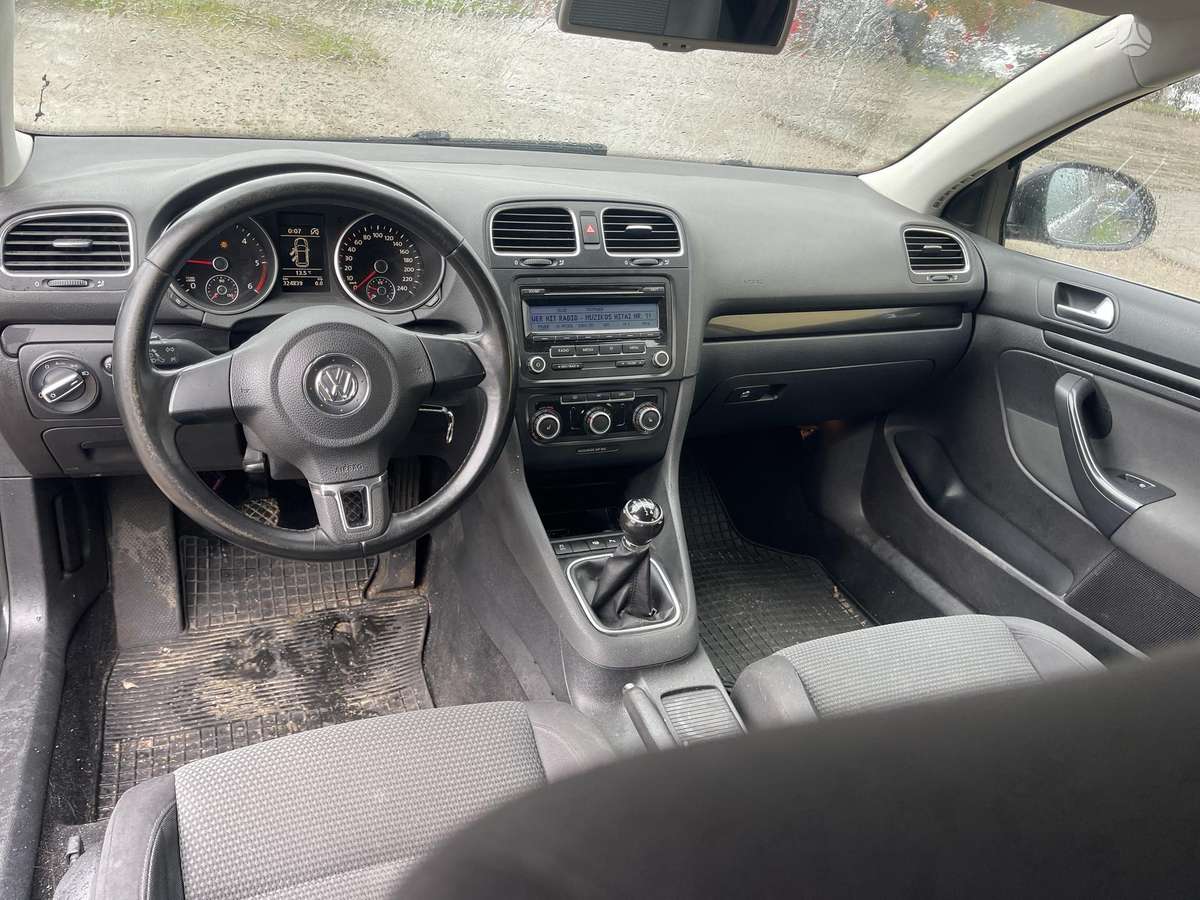 Volkswagen Golf 2010 — photo 13