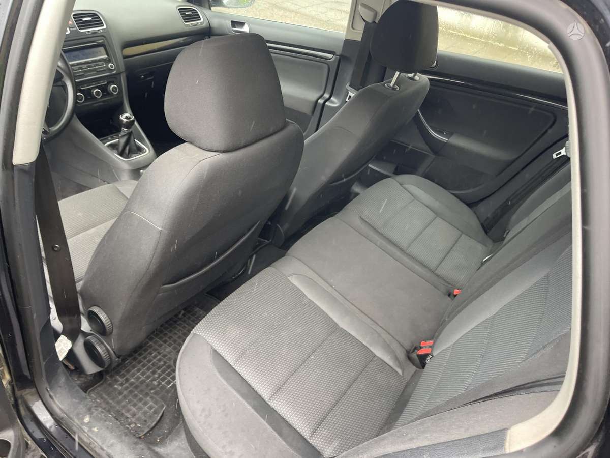 Volkswagen Golf 2010 — photo 14