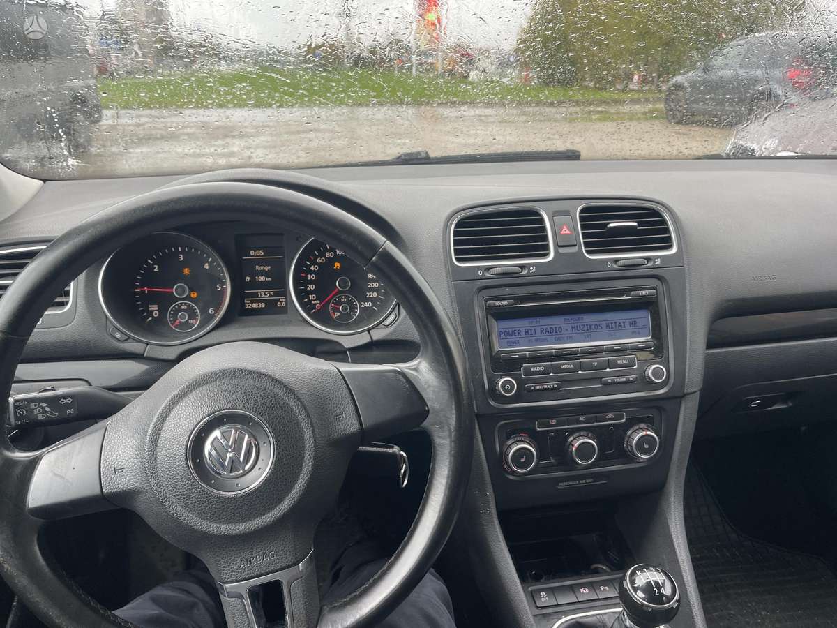 Volkswagen Golf 2010 — photo 6