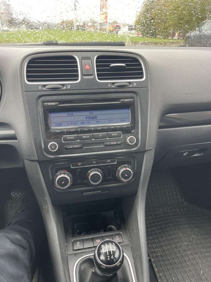Volkswagen Golf 2010 — photo 9