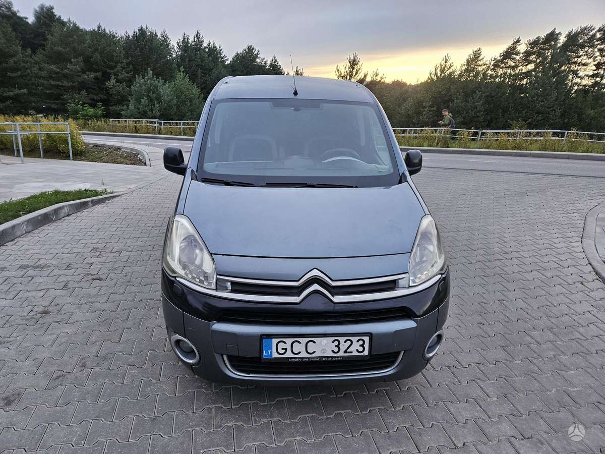 Citroen Berlingo 2012 — engine 1560 cm³, 75 HP (55kW)