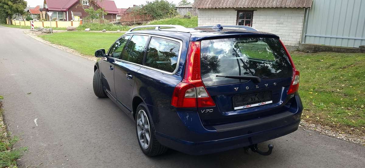 Volvo V70 2012 — photo 15