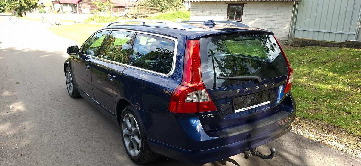 Volvo V70 2012 — photo 20