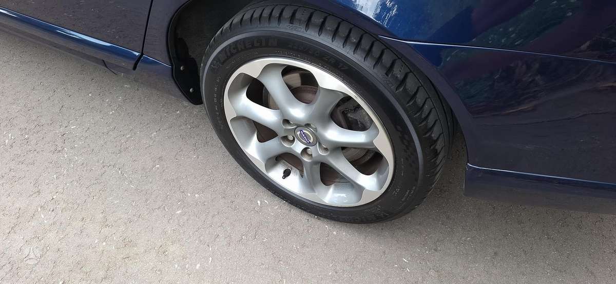 Volvo V70 2012 — photo 8